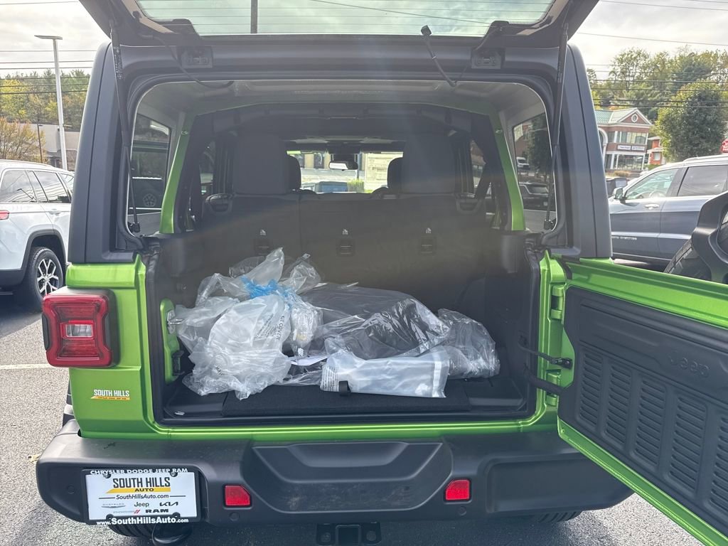 New 2025 Jeep Wrangler Sport S image 22