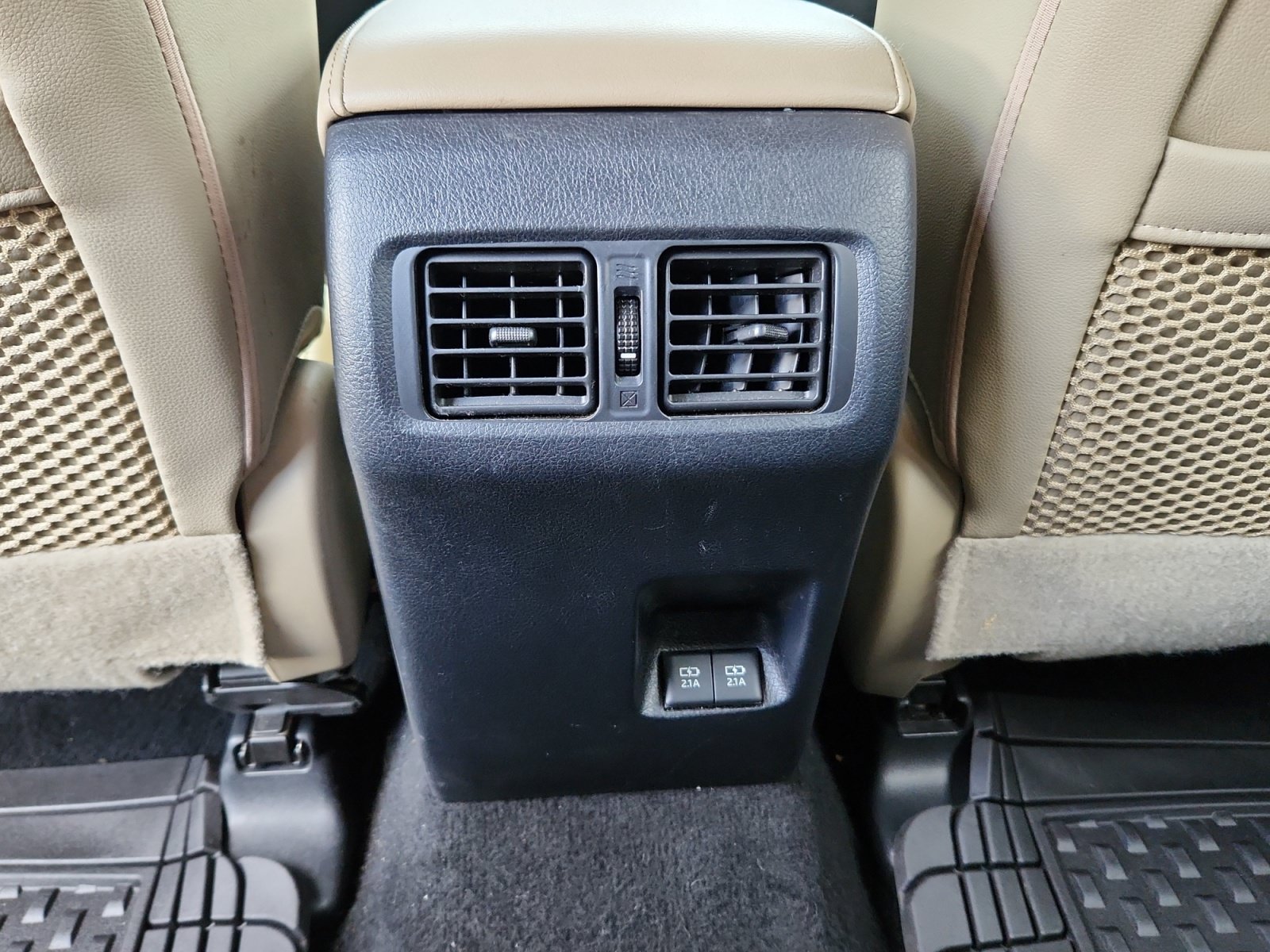 Used 2022 Toyota 4Runner SR5 Premium AWD/4WD image 30