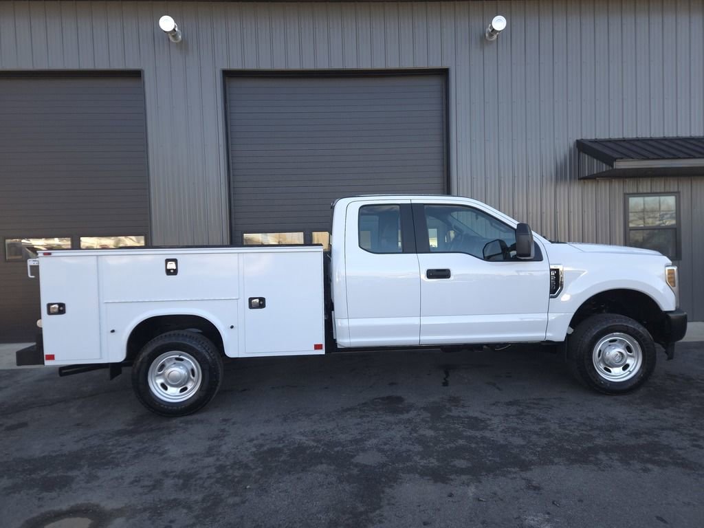 Used 2019 Ford F250 XL w/ Snow Plow Prep Package image 5