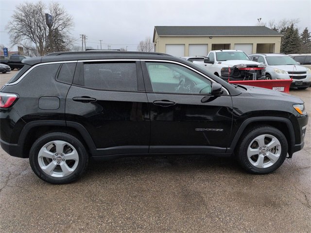 Certified 2019 Jeep Compass Latitude w/ Cold Weather Group image 6
