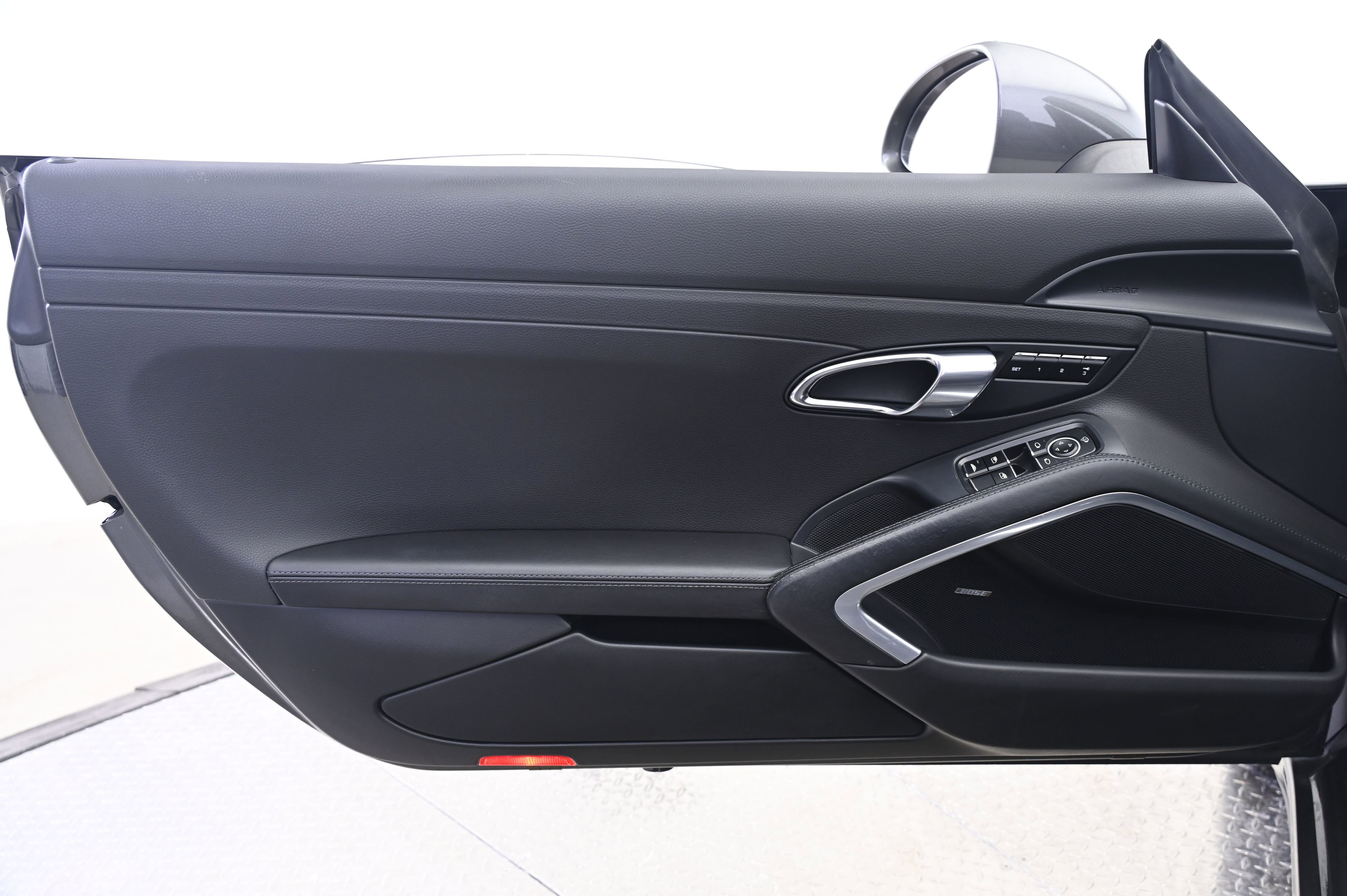 Used 2014 Porsche 911 Carrera 4S image 25