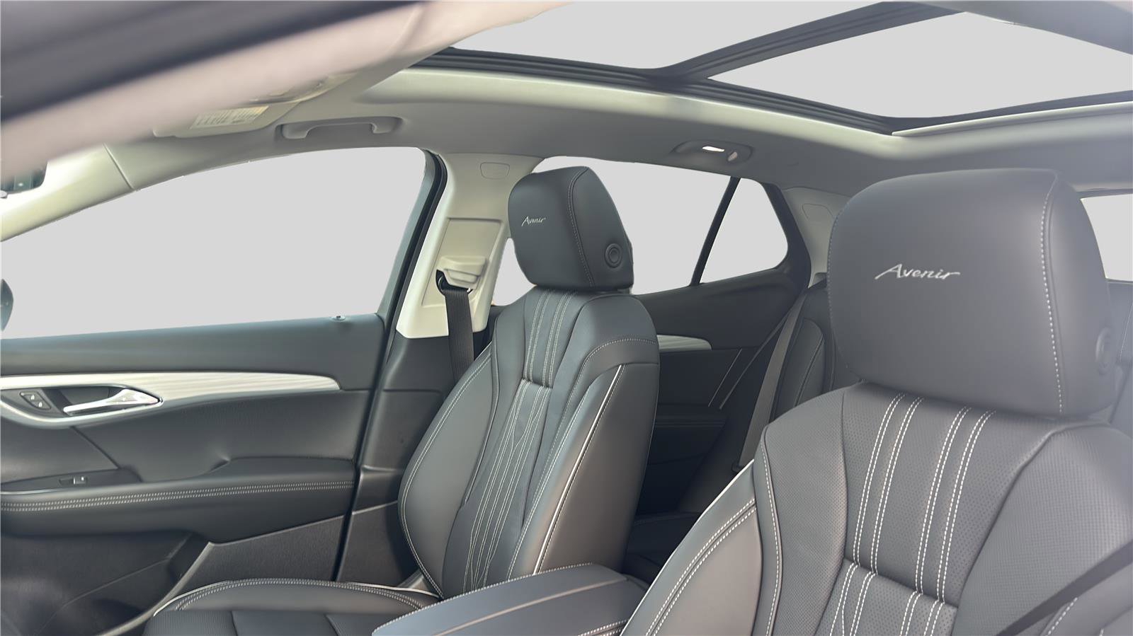 New 2026 Buick Envision Avenir image 18