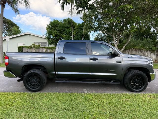 Used 2018 Toyota Tundra SR5 w/ SR5 Upgrade Package image 6