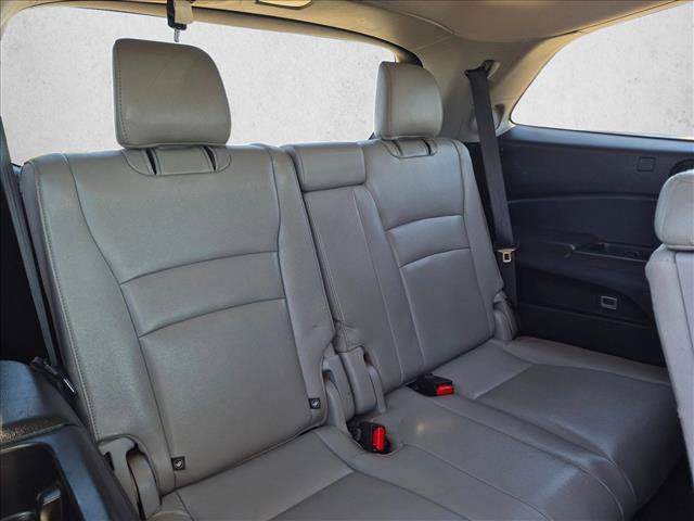 Used 2016 Honda Pilot Touring image 29