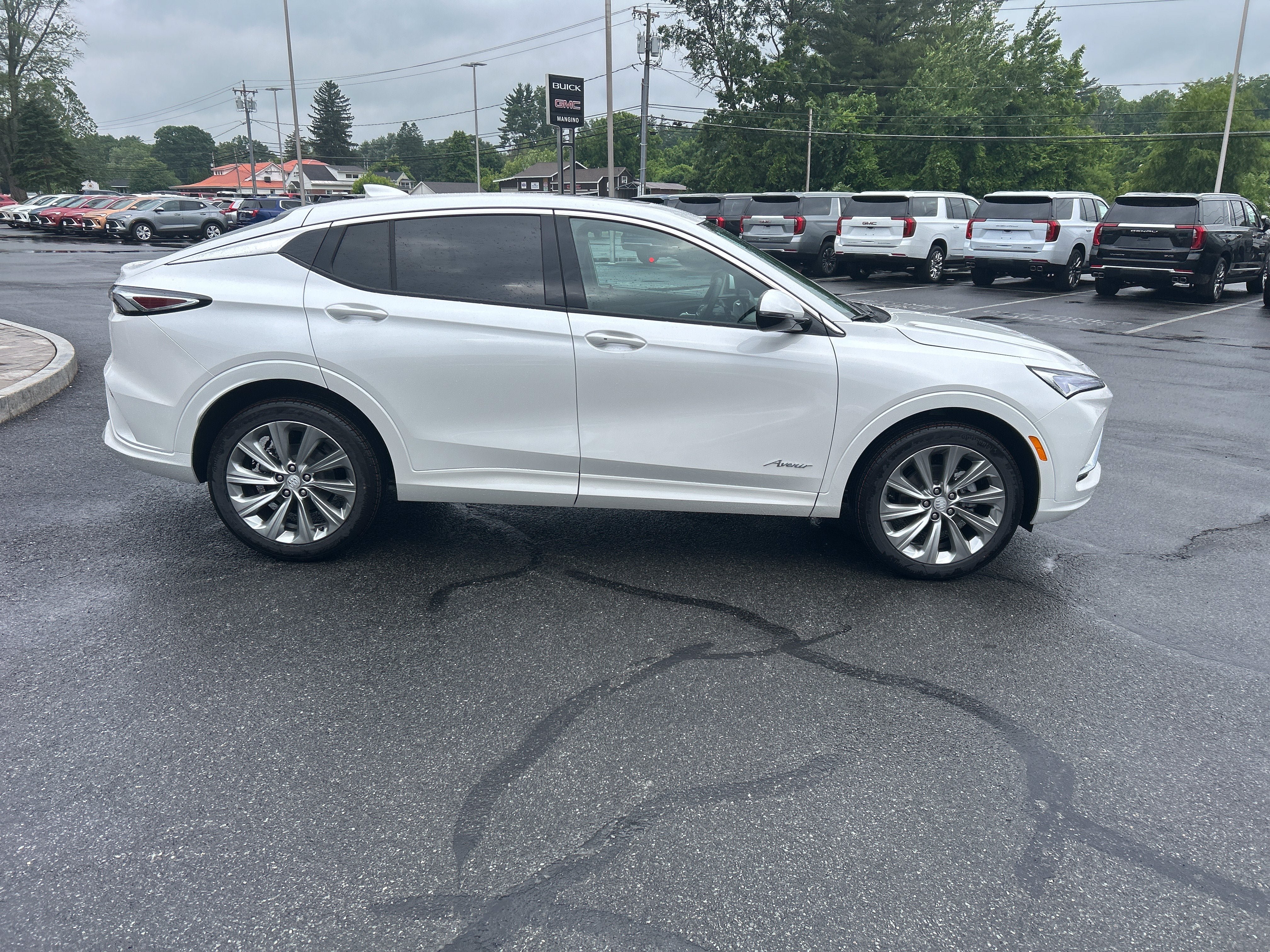 New 2026 Buick Envista Preferred FWD image 13
