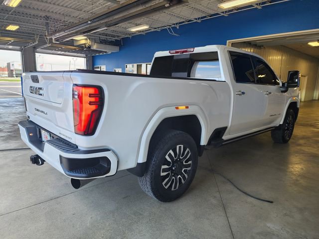 Used 2024 GMC Sierra 2500 Denali Ultimate AWD/4WD image 4