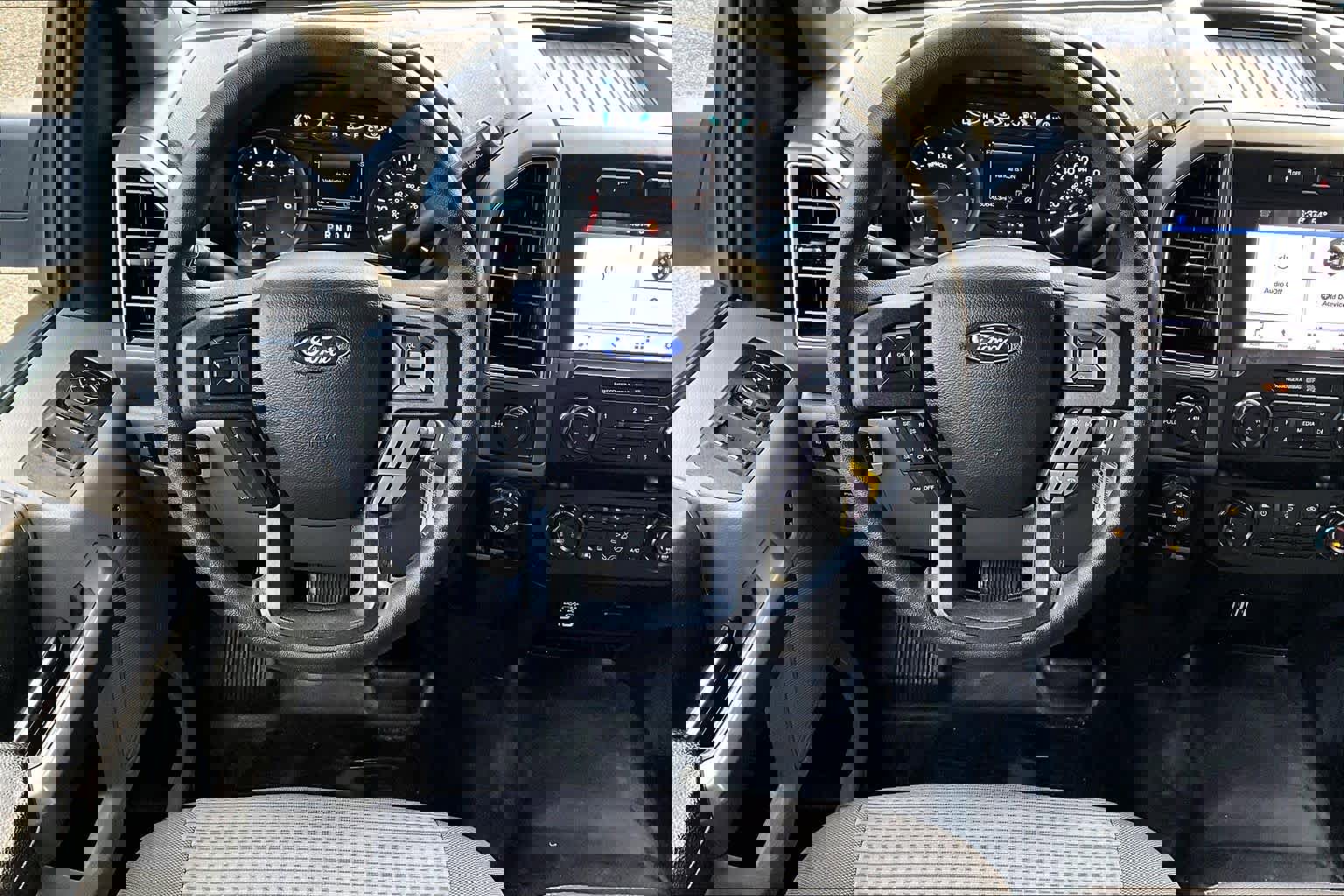 Used 2019 Ford F150 XLT w/ Max Trailer Tow Package image 5