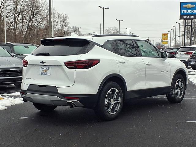 Used 2024 Chevrolet Blazer LT w/ Convenience Package image 2
