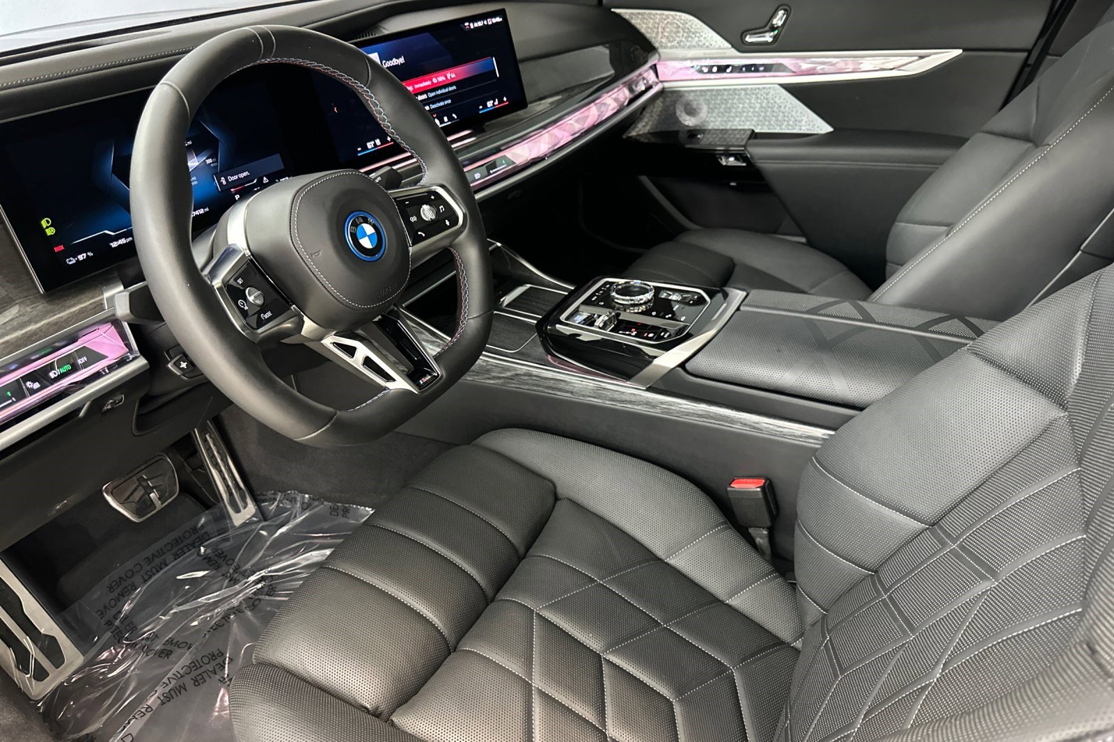 Certified 2024 BMW i7 M70 w/ Executive Package image 4