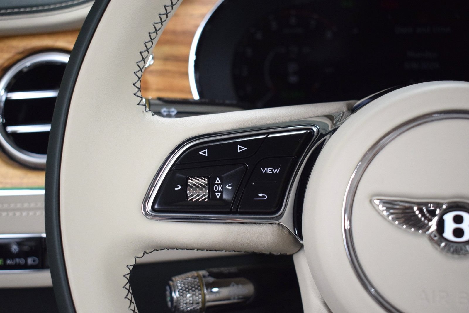 New 2026 Bentley Continental GTC AWD/4WD image 27