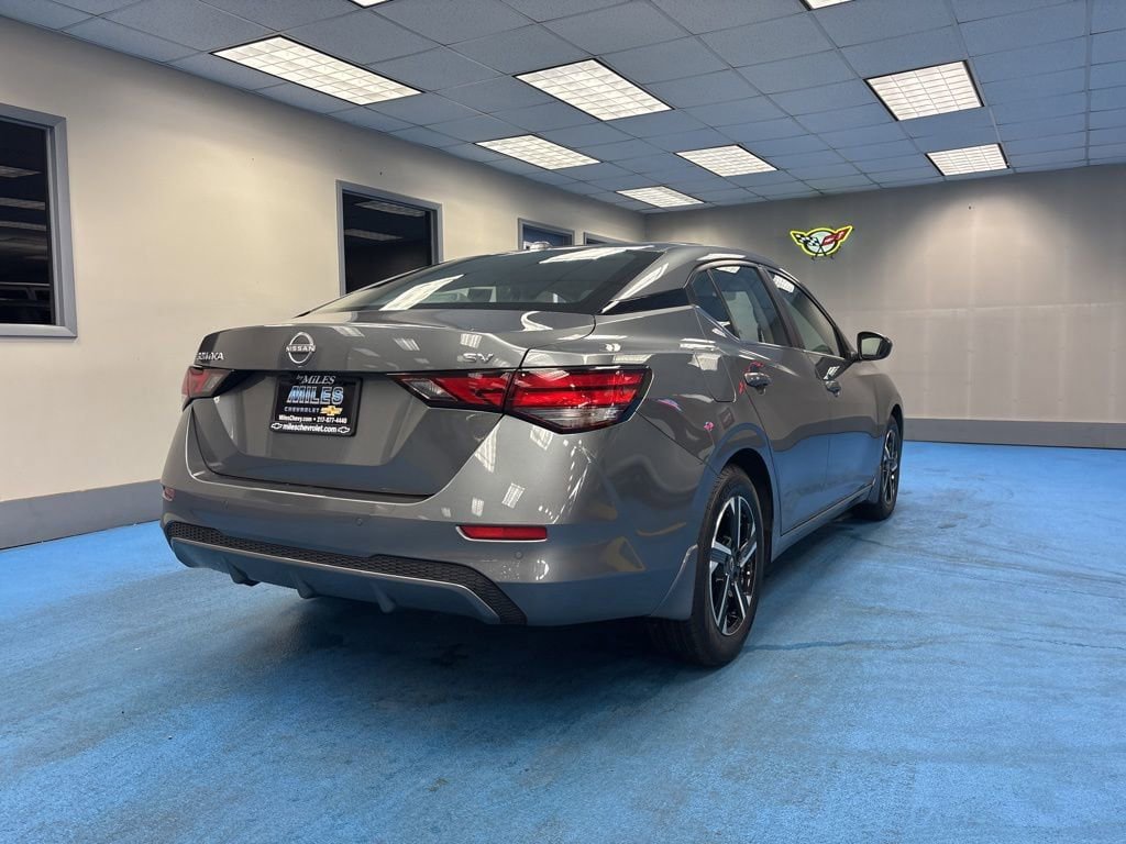 Used 2024 Nissan Sentra SV w/ All-Weather Package FWD image 2