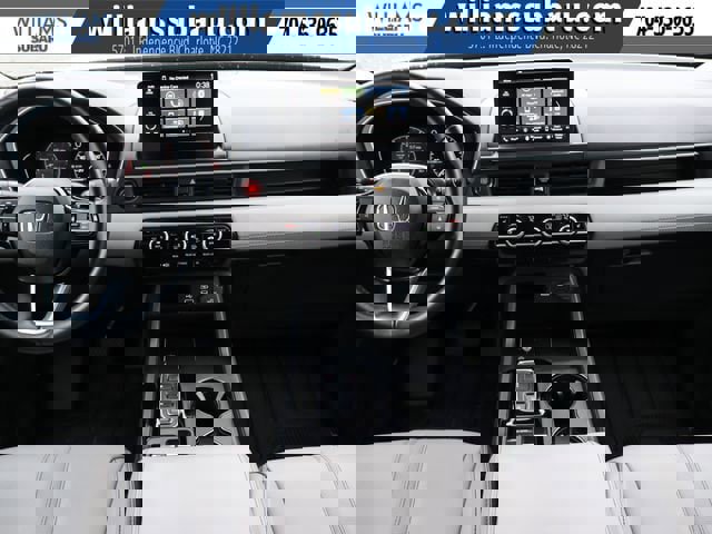 Used 2025 Honda Pilot EX-L image 17