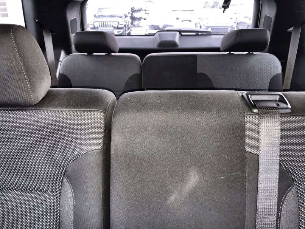 Used 2023 Chevrolet Traverse LT FWD image 22