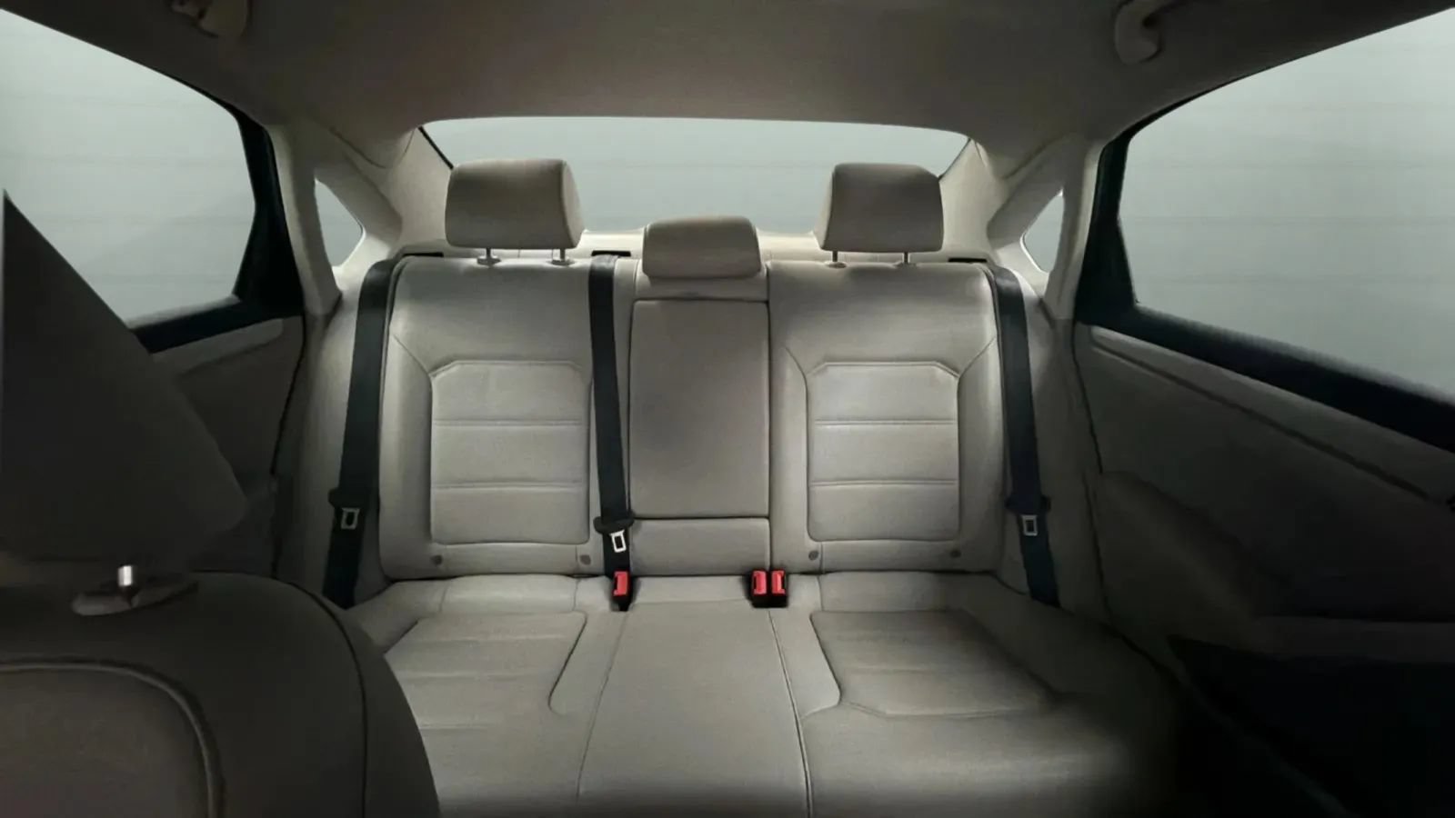 Used 2019 Volkswagen Passat 2.0T Wolfsburg FWD image 19