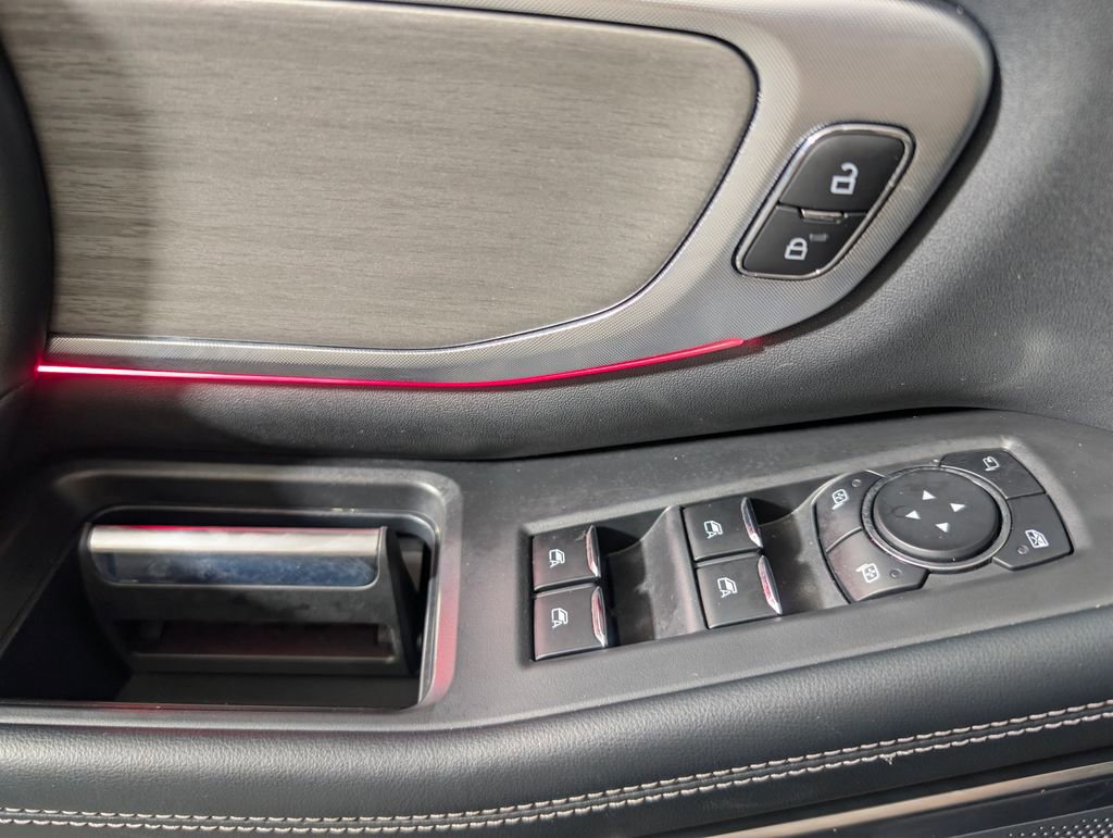 Certified 2025 Ford Expedition Platinum image 29