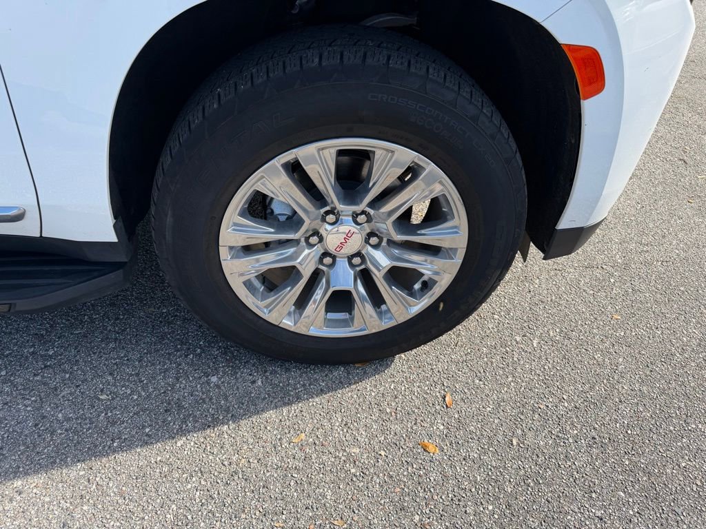 Used 2023 GMC Yukon Denali image 4