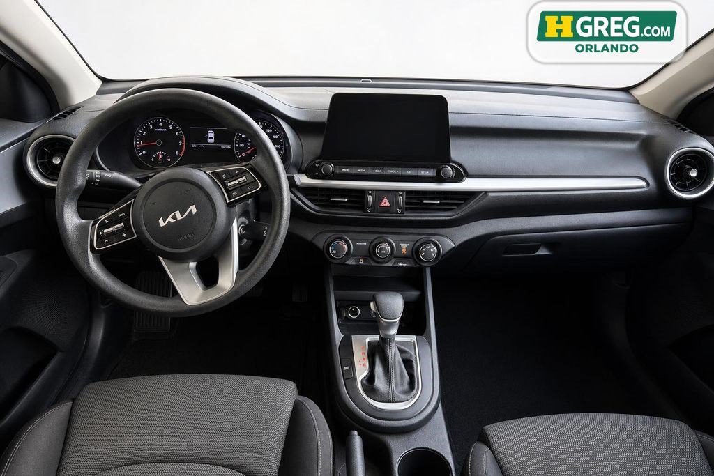 Used 2022 Kia Forte LXS FWD image 10