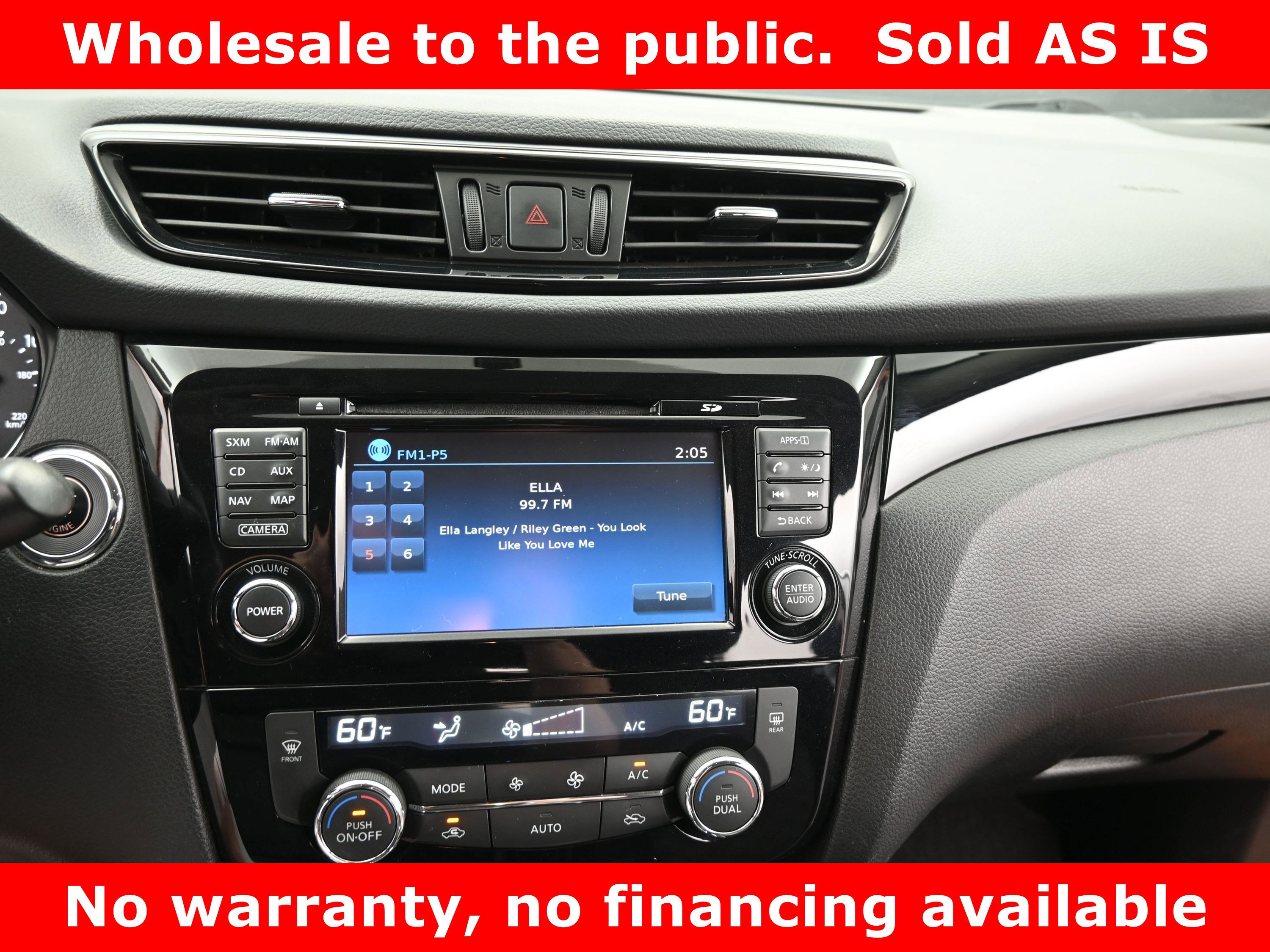 Used 2017 Nissan Rogue Sport SV w/ SV Premium Package image 17