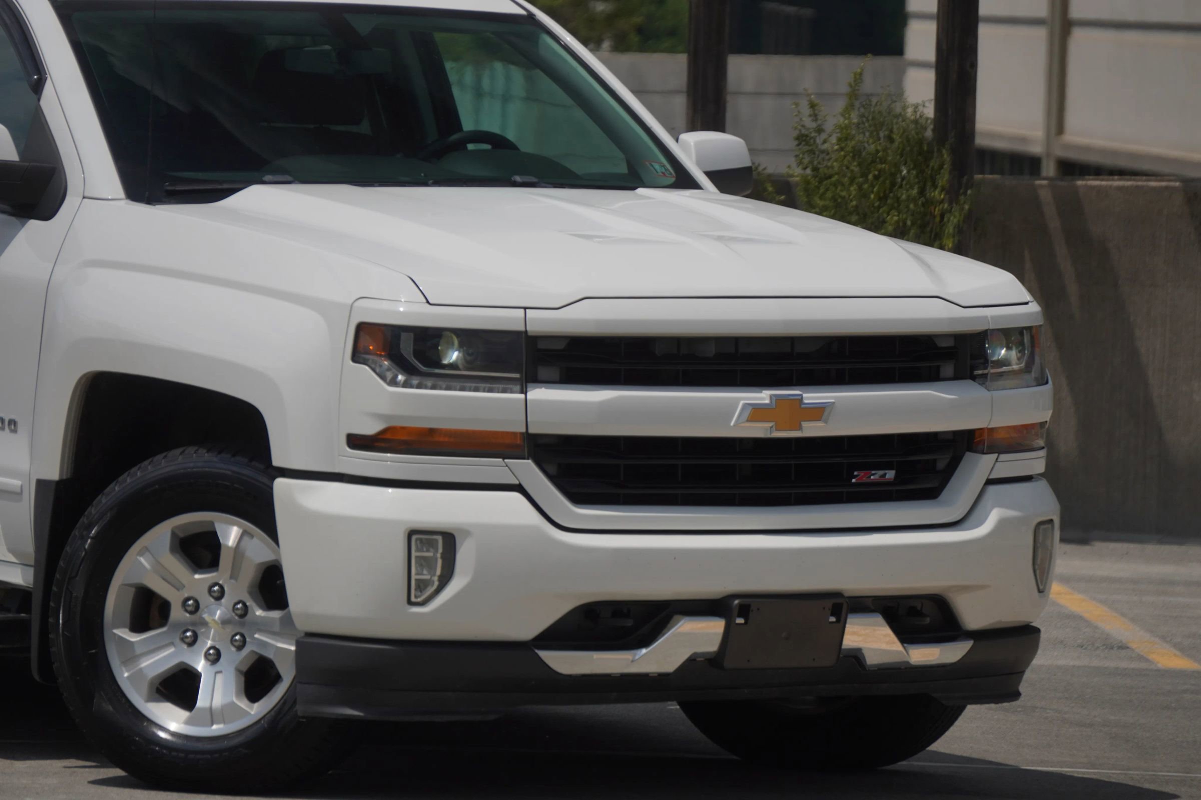 Used 2017 Chevrolet Silverado 1500 LT w/ All Star Edition image 26