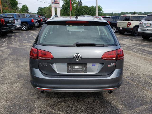 Used 2017 Volkswagen Golf Alltrack AWD/4WD image 6