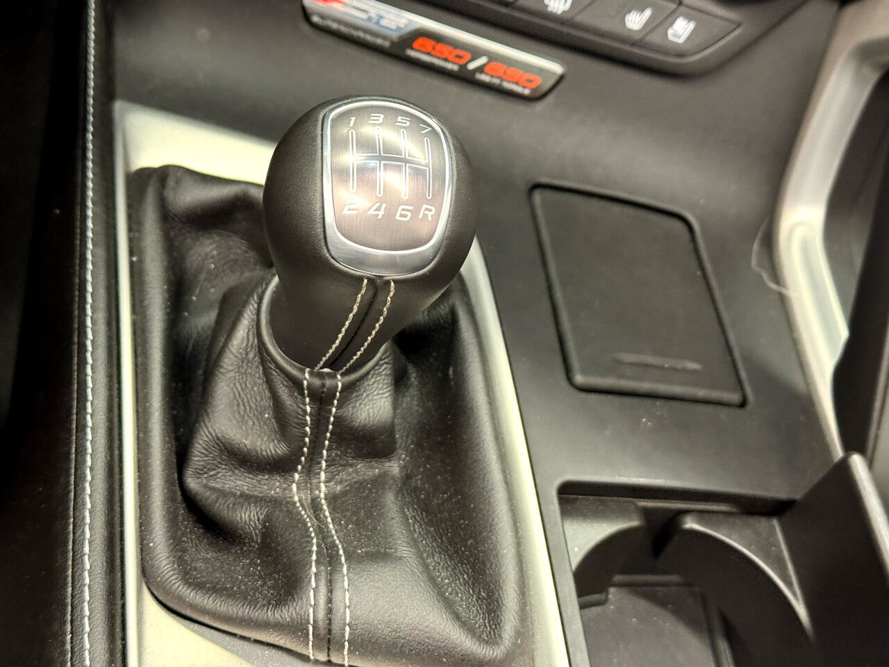 Used 2015 Chevrolet Corvette Z06 w/ 2LZ Preferred Equipment Group image 16