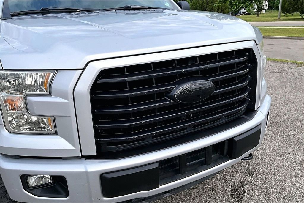 Used 2016 Ford F150 XLT w/ Equipment Group 302A Luxury AWD/4WD image 29