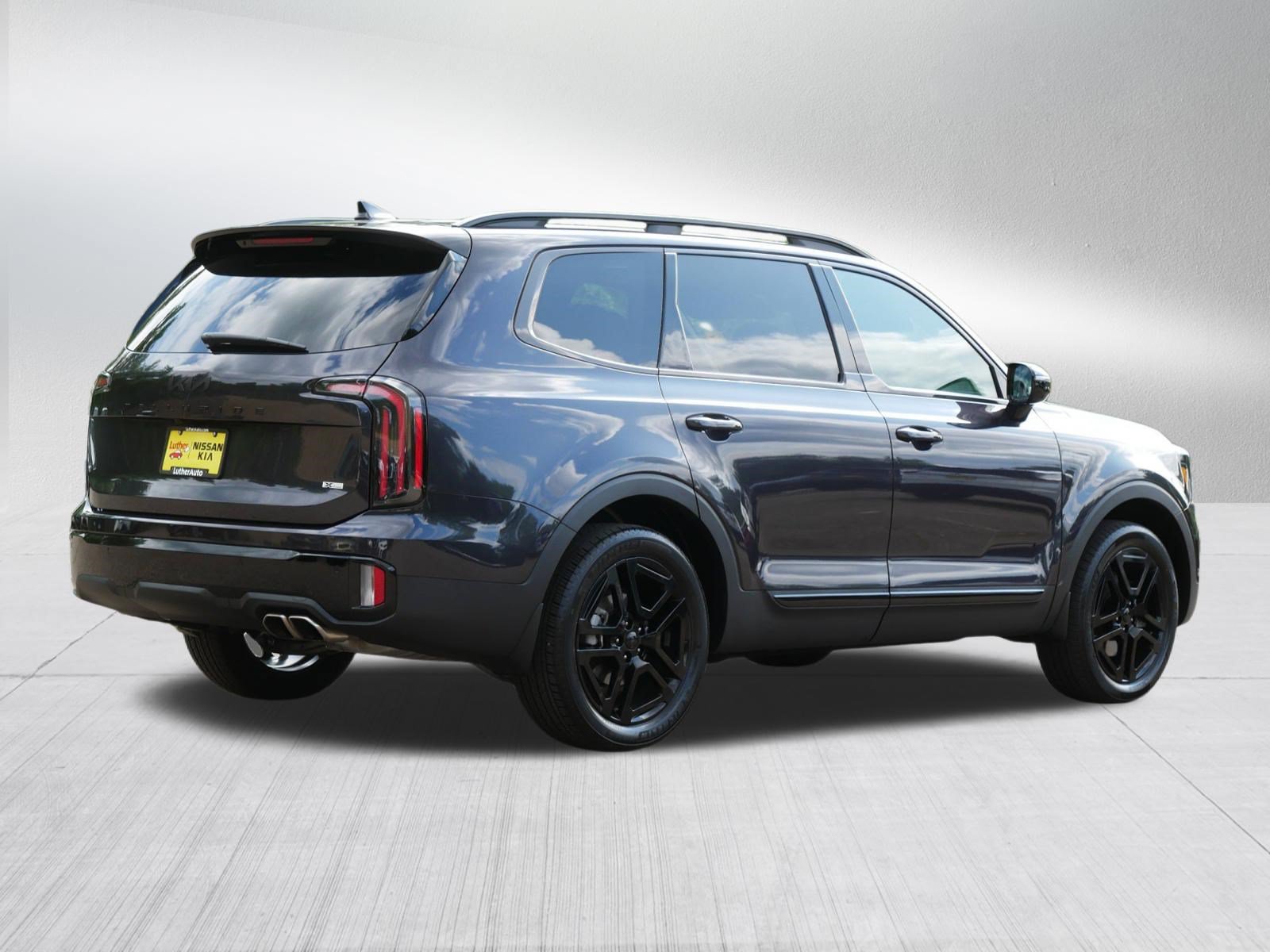 Certified 2025 Kia Telluride SX Prestige X-Line AWD/4WD image 7