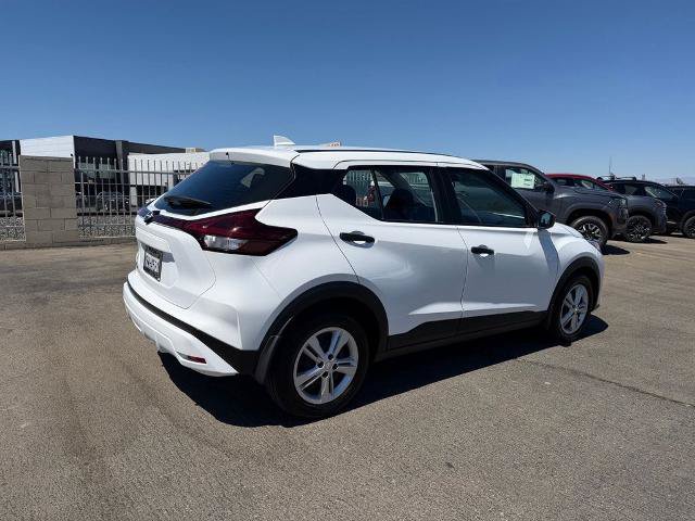 Certified 2025 Nissan Kicks Play S FWD image 6