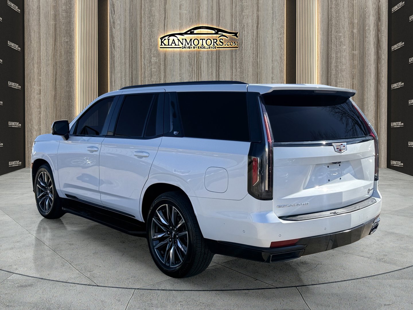 Used 2023 Cadillac Escalade Sport w/ Touring Package image 10