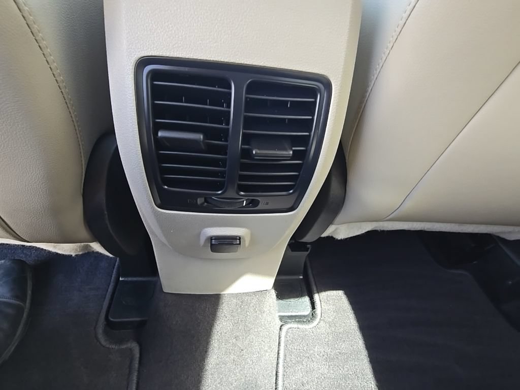 Used 2019 Ford Escape SEL AWD/4WD image 21
