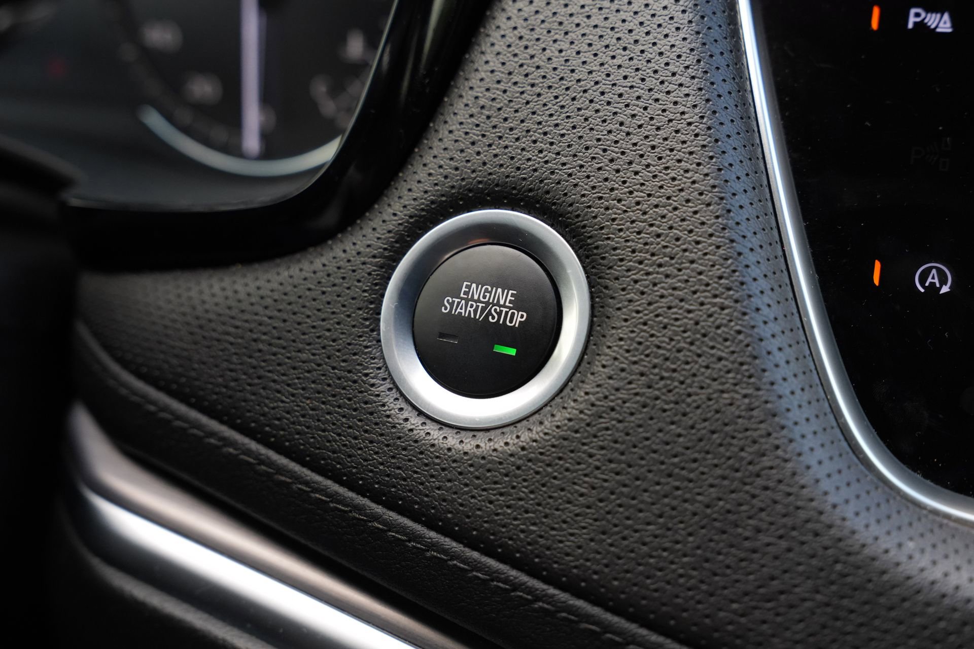 Certified 2024 Cadillac XT5 Luxury image 15