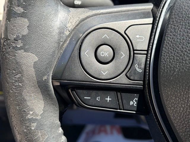 Used 2019 Toyota RAV4 Limited w/ Cold Weather Package FWD image 18