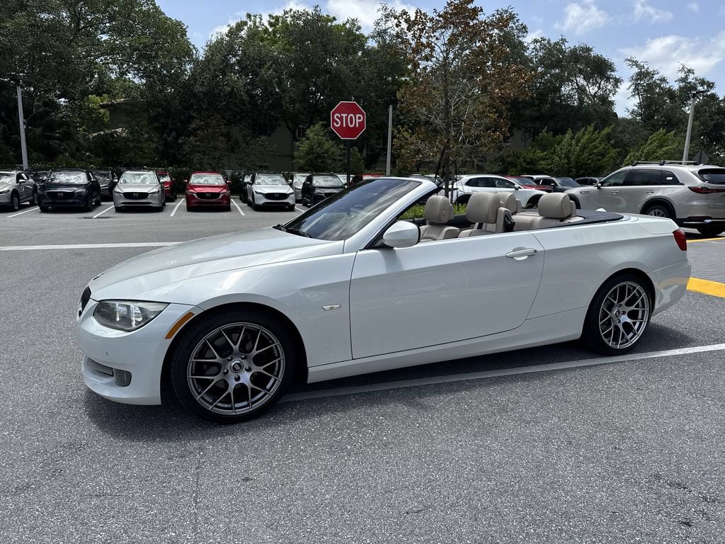 Used 2012 BMW 328i Convertible RWD image 10