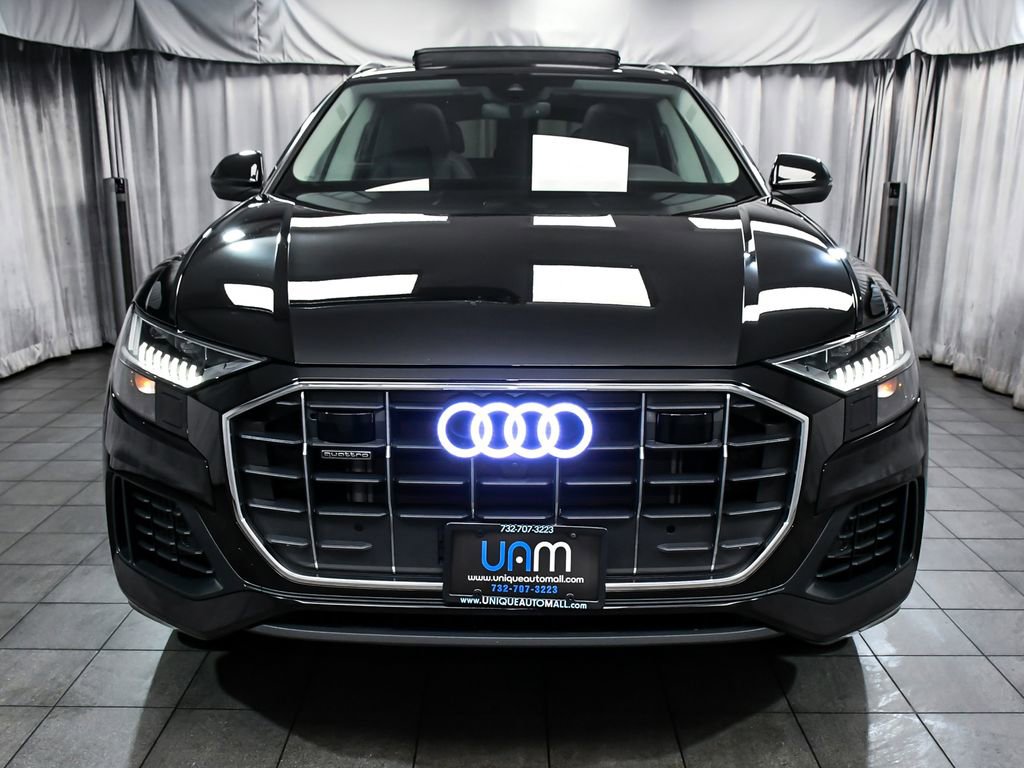 Used 2023 Audi Q8 Premium Plus w/ Premium Plus Package AWD/4WD image 2