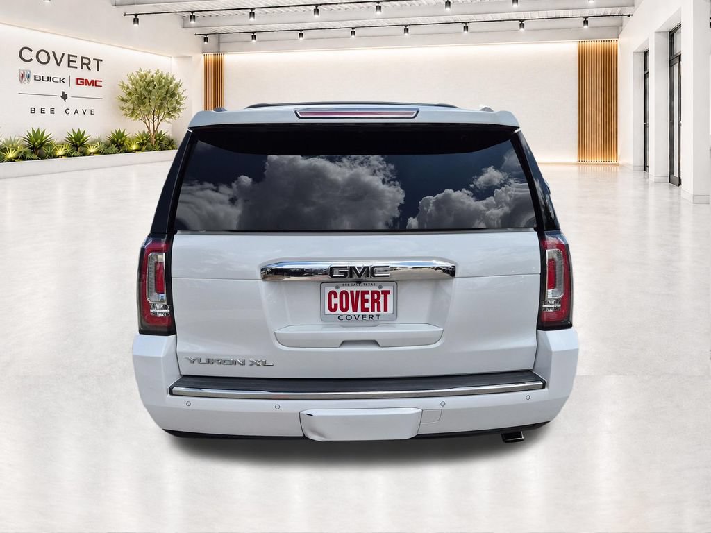 Used 2019 GMC Yukon XL Denali w/ Denali Ultimate Package AWD/4WD image 12