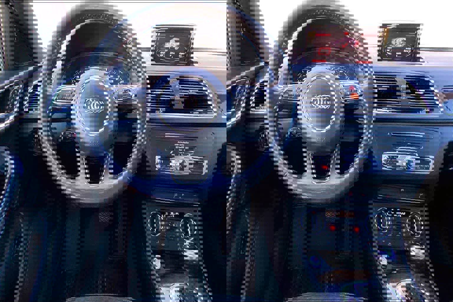 Used 2016 Audi Q3 2.0T Premium Plus w/ Technology Package image 14