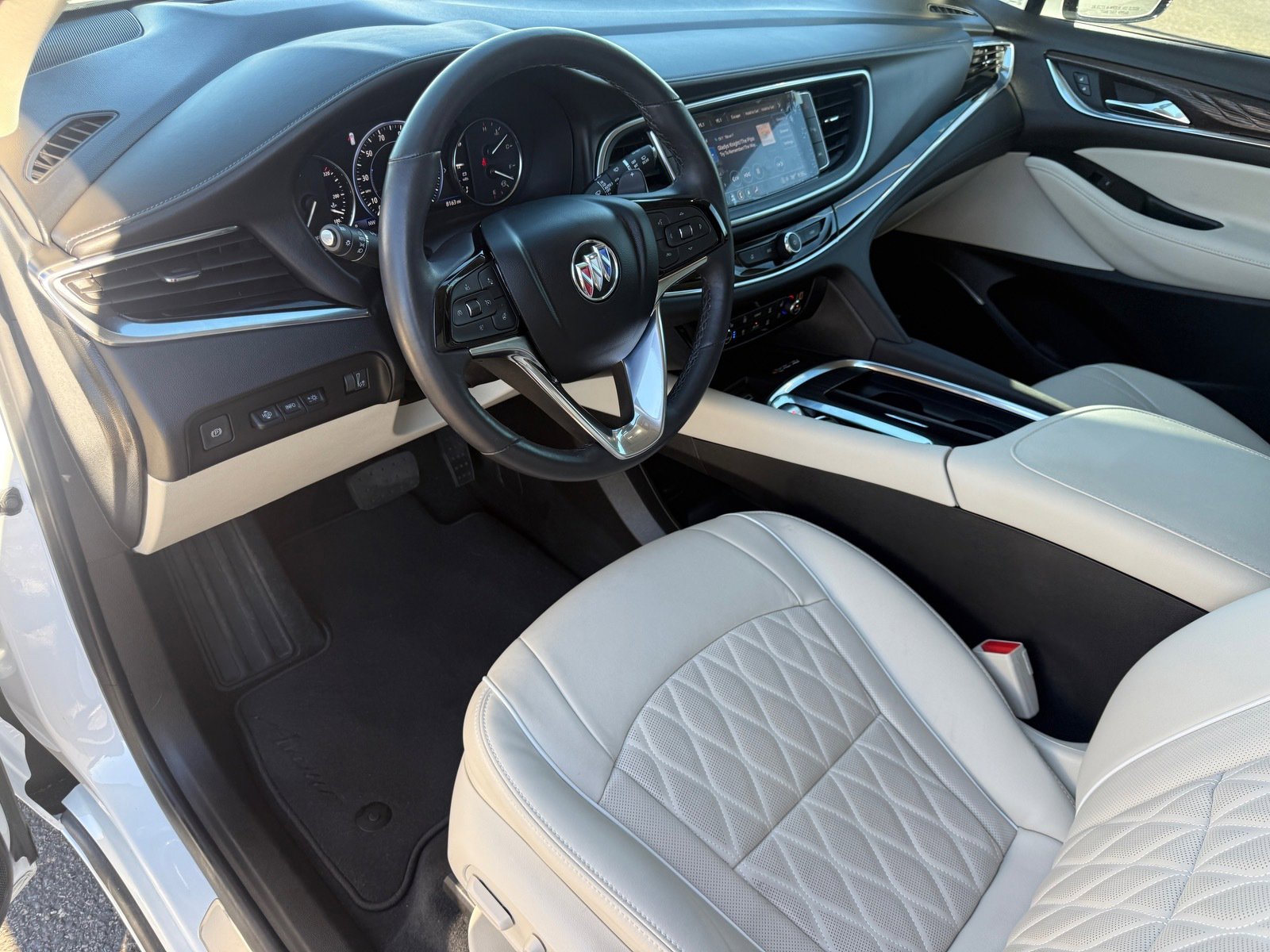 Used 2024 Buick Enclave Avenir w/ Trailering Package, 5000 lbs. image 10