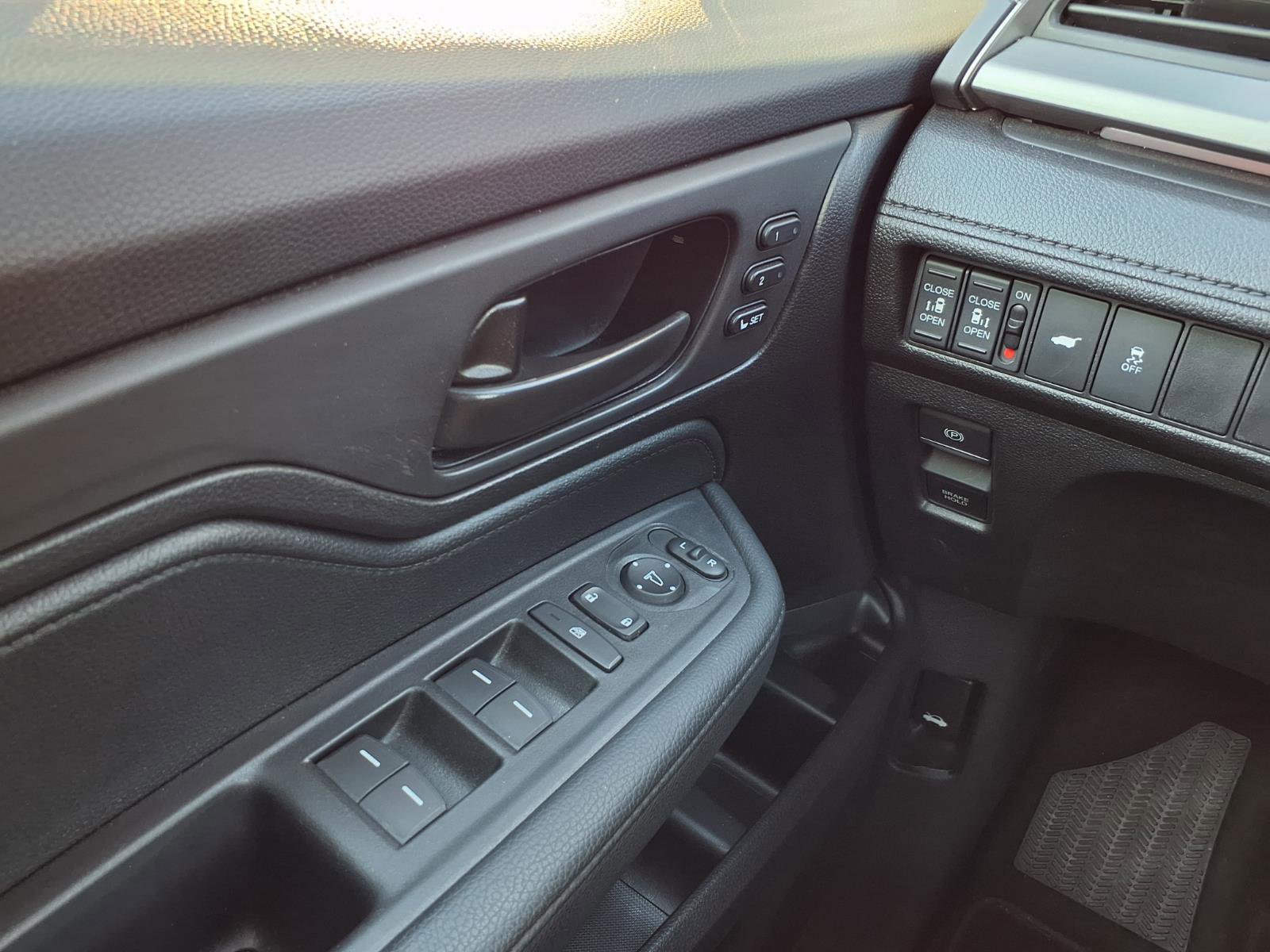 Used 2025 Honda Odyssey Sport-L image 22