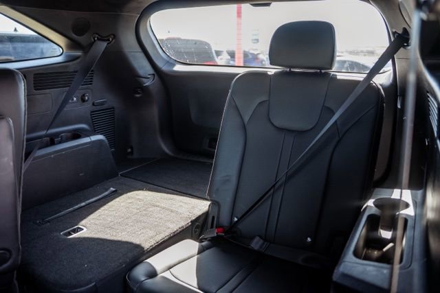 Used 2025 Kia Sorento SX Prestige image 32