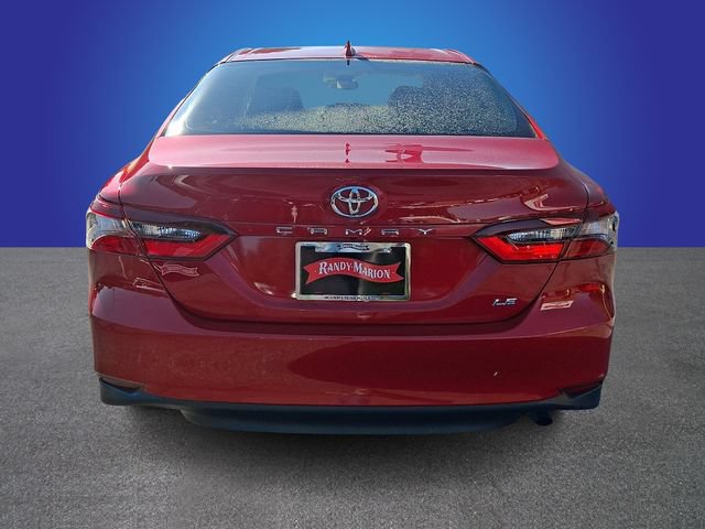 Used 2024 Toyota Camry LE FWD image 5