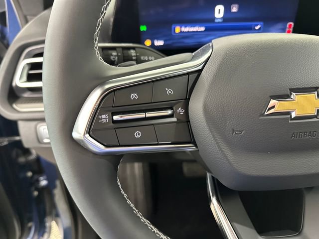 Used 2025 Chevrolet Traverse LT w/ Driver Confidence Package image 15