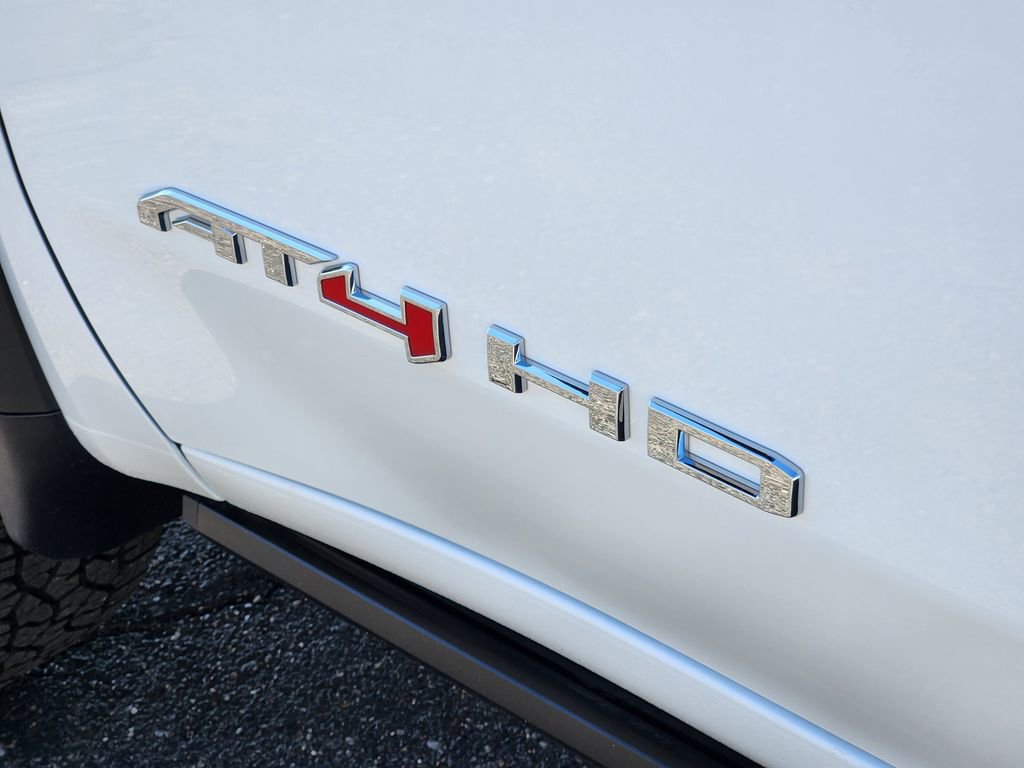 New 2025 GMC Sierra 2500 AT4 w/ AT4 Premium Plus Package image 23