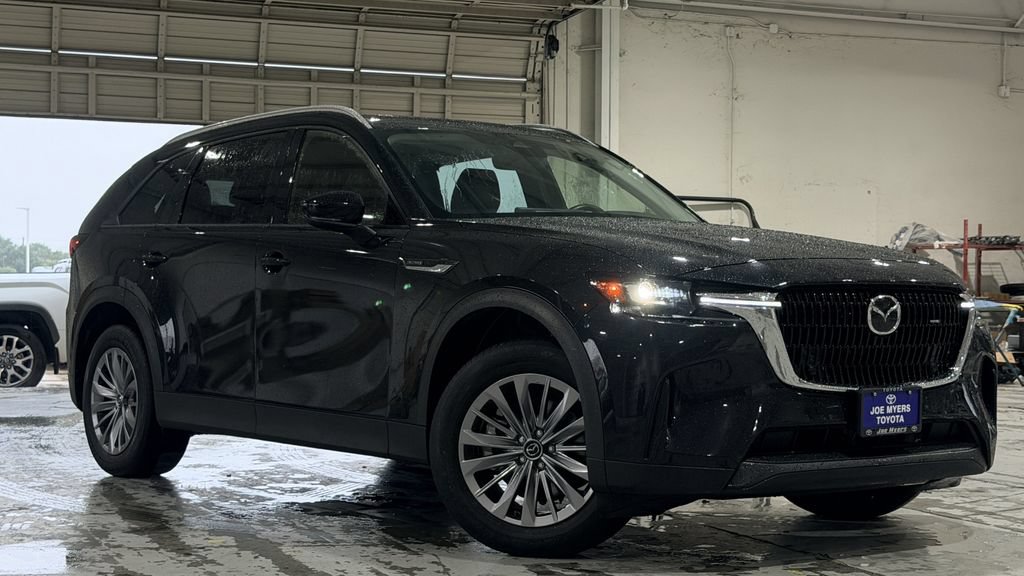 Used 2025 MAZDA CX-90 3.3 Turbo w/ Preferred Package AWD/4WD image 2