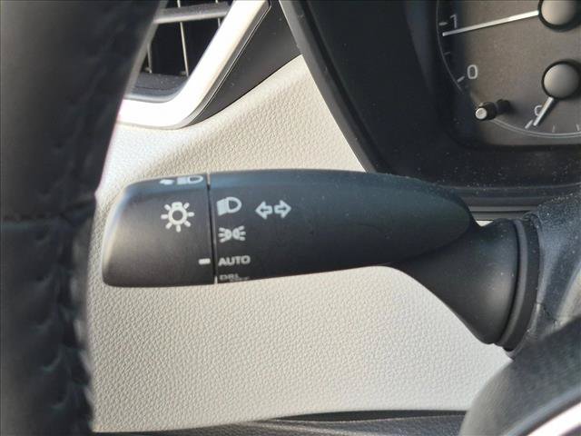 Used 2024 Toyota Corolla SE FWD image 6