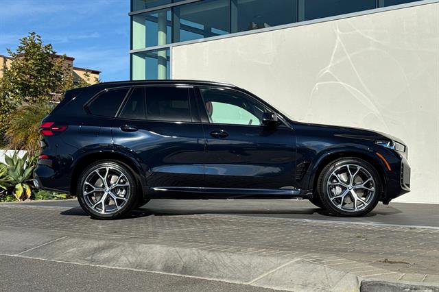 Used 2026 BMW X5 xDrive50e w/ Executive Package image 2