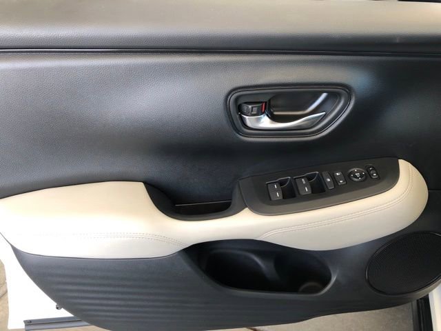 Certified 2025 Honda HR-V LX image 35