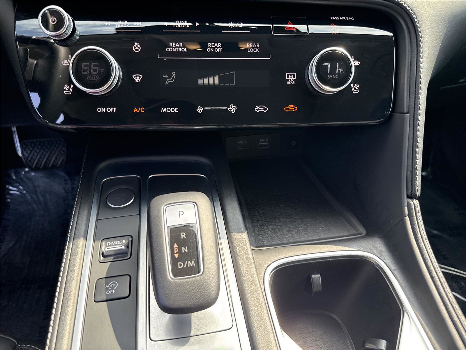 Used 2025 INFINITI QX60 Luxe w/ Vision Package image 31