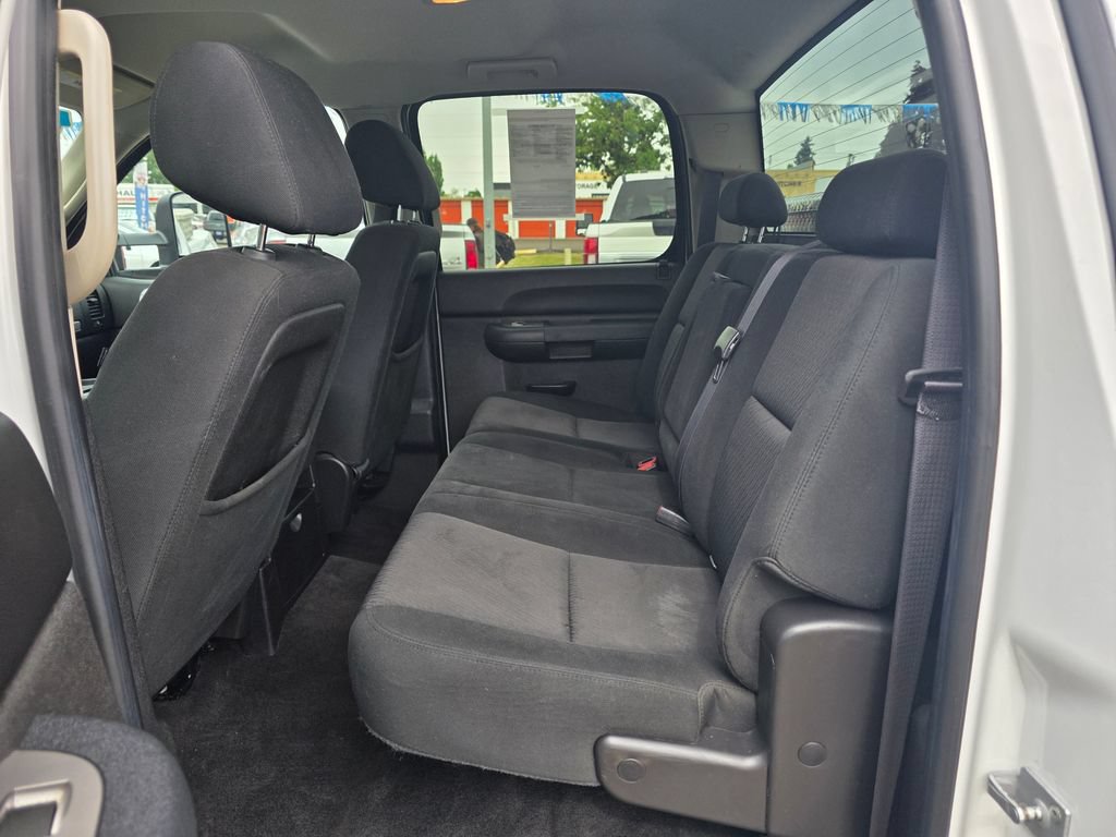 Used 2011 Chevrolet Silverado 1500 LT w/ All-Star Edition AWD/4WD image 11