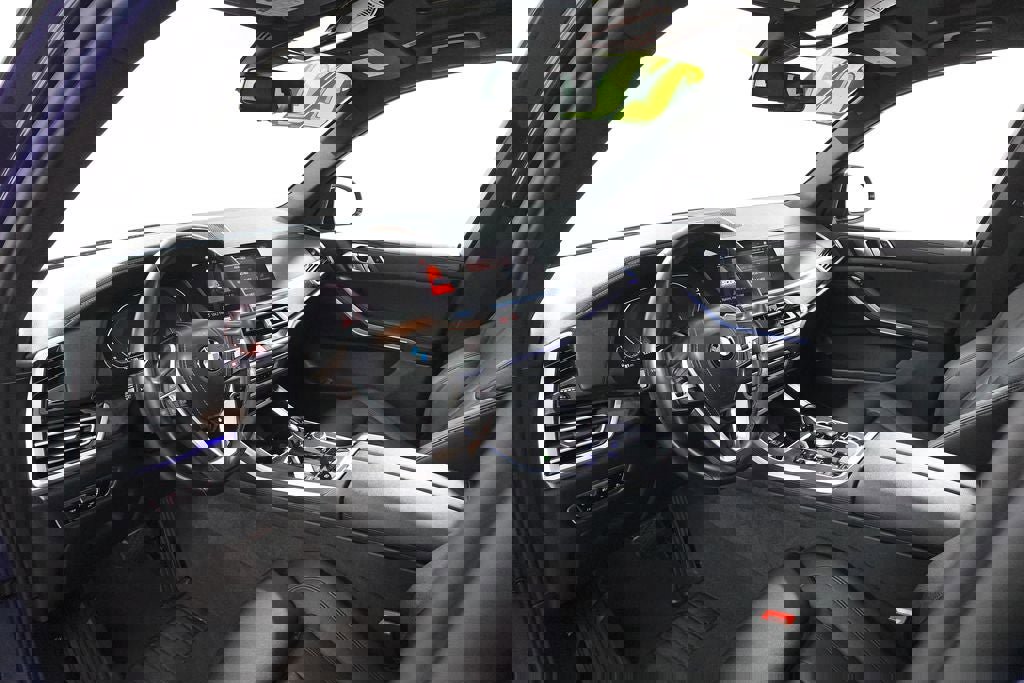 Used 2022 BMW X5 xDrive40i w/ Climate Comfort Package image 14