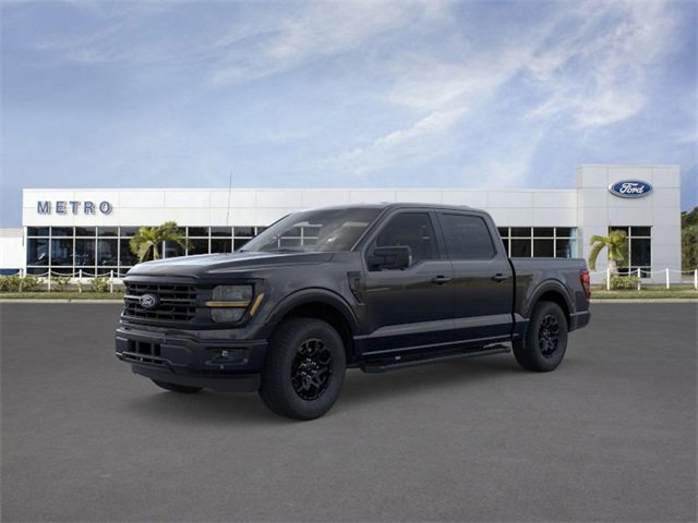 New 2025 Ford F150 XLT w/ Equipment Group 302A MID